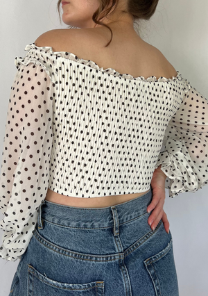 Off the shoulder balloon sleeve blouse
